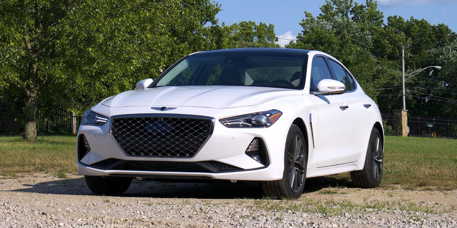 2020 Genesis G70 front three quarter