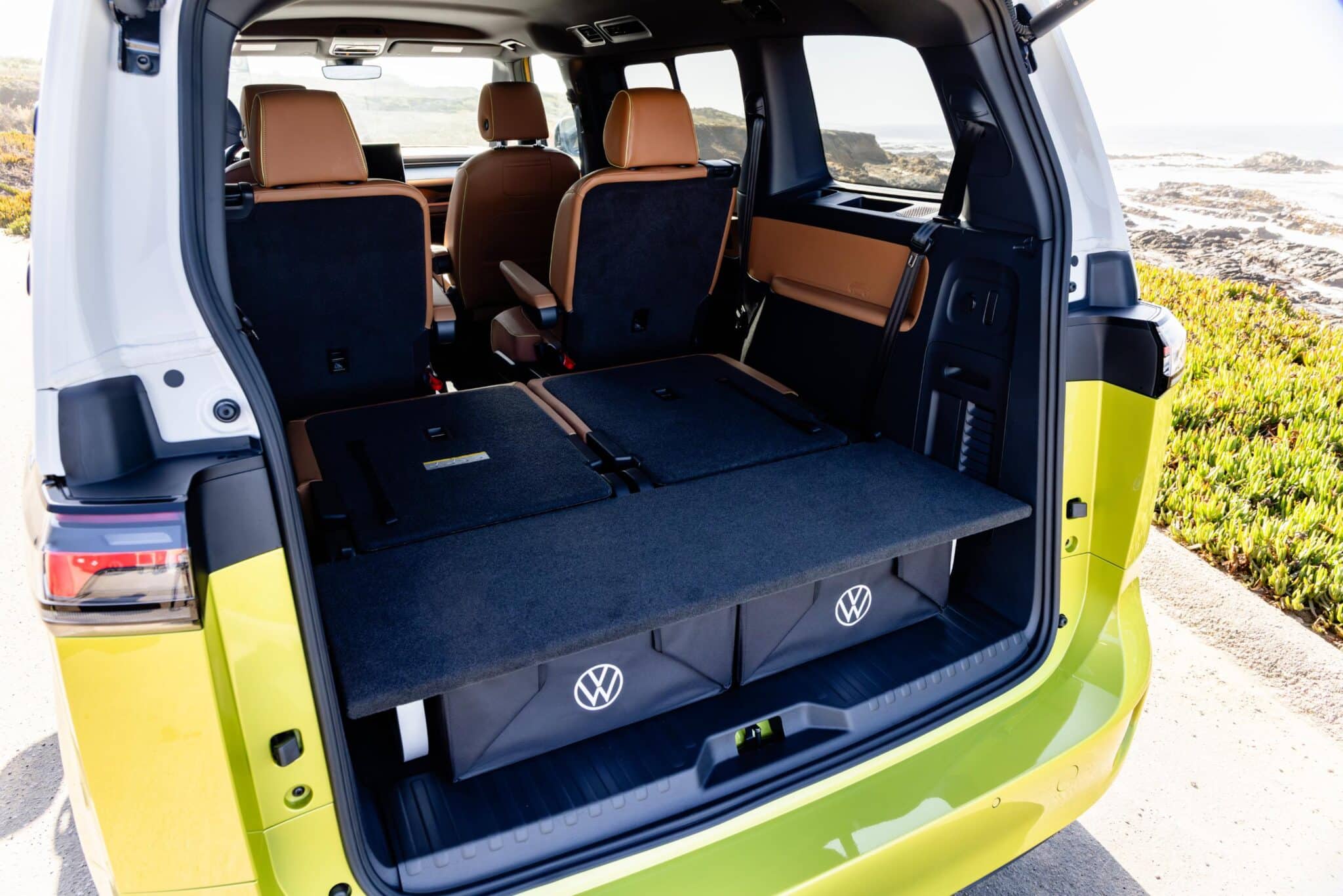 2025 VW ID.Buzz Candy White Over Pomelo Yellow 11 scaled