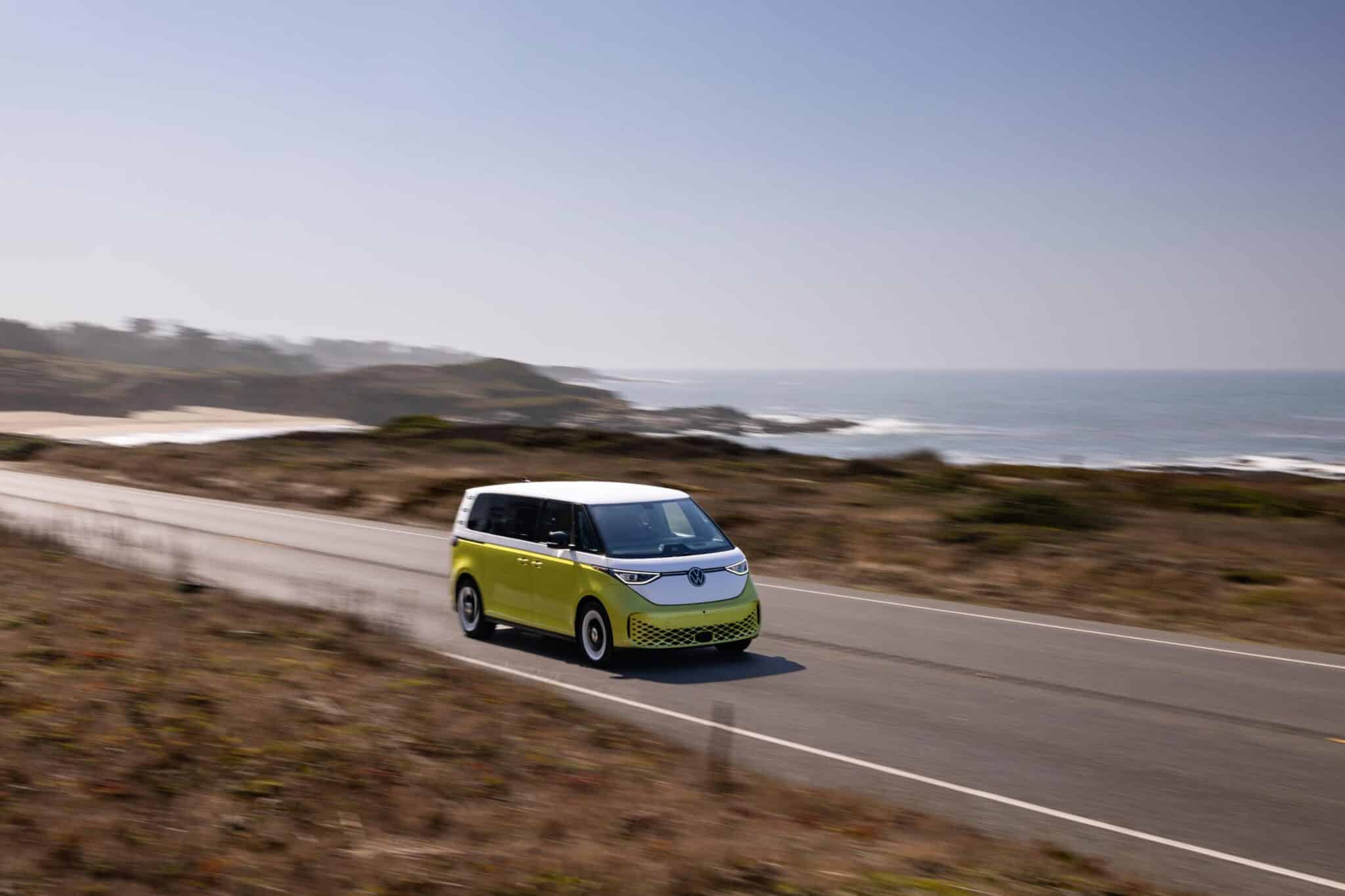 2025 VW ID.Buzz Candy White Over Pomelo Yellow 40 scaled