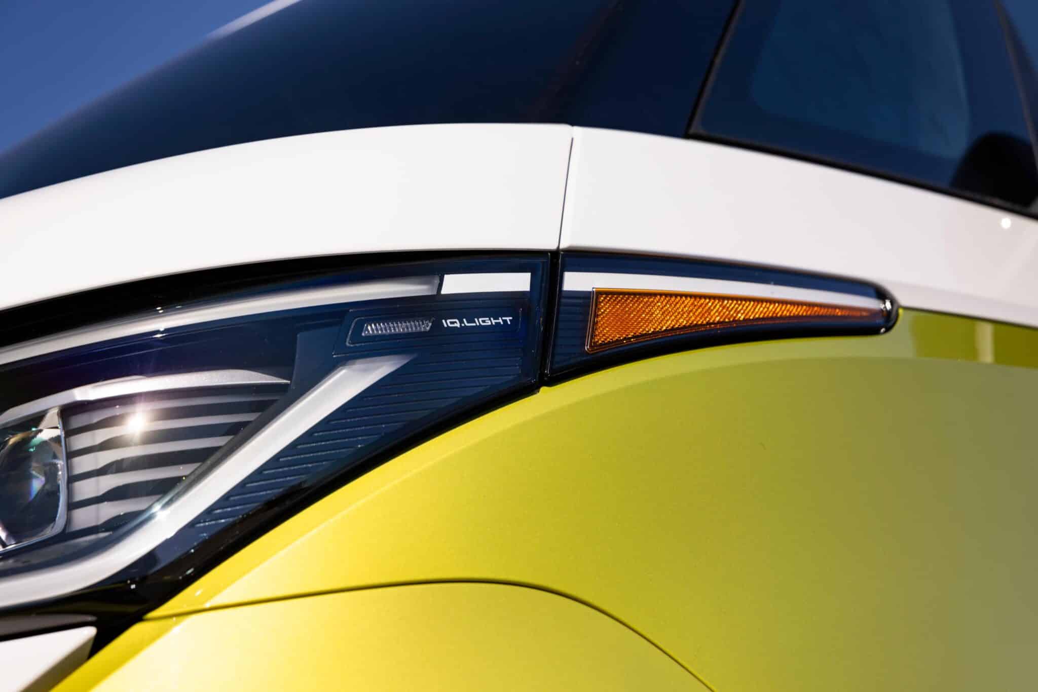 2025 VW ID.Buzz Candy White Over Pomelo Yellow 49 scaled