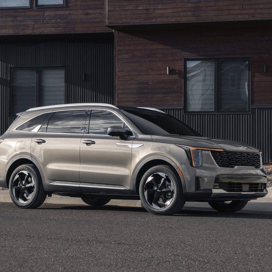 Side view of a 2023 gray Kia Sorento PHEV