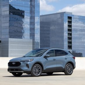 Three-quarter side view of a 2024 grey Ford Escape PHEV