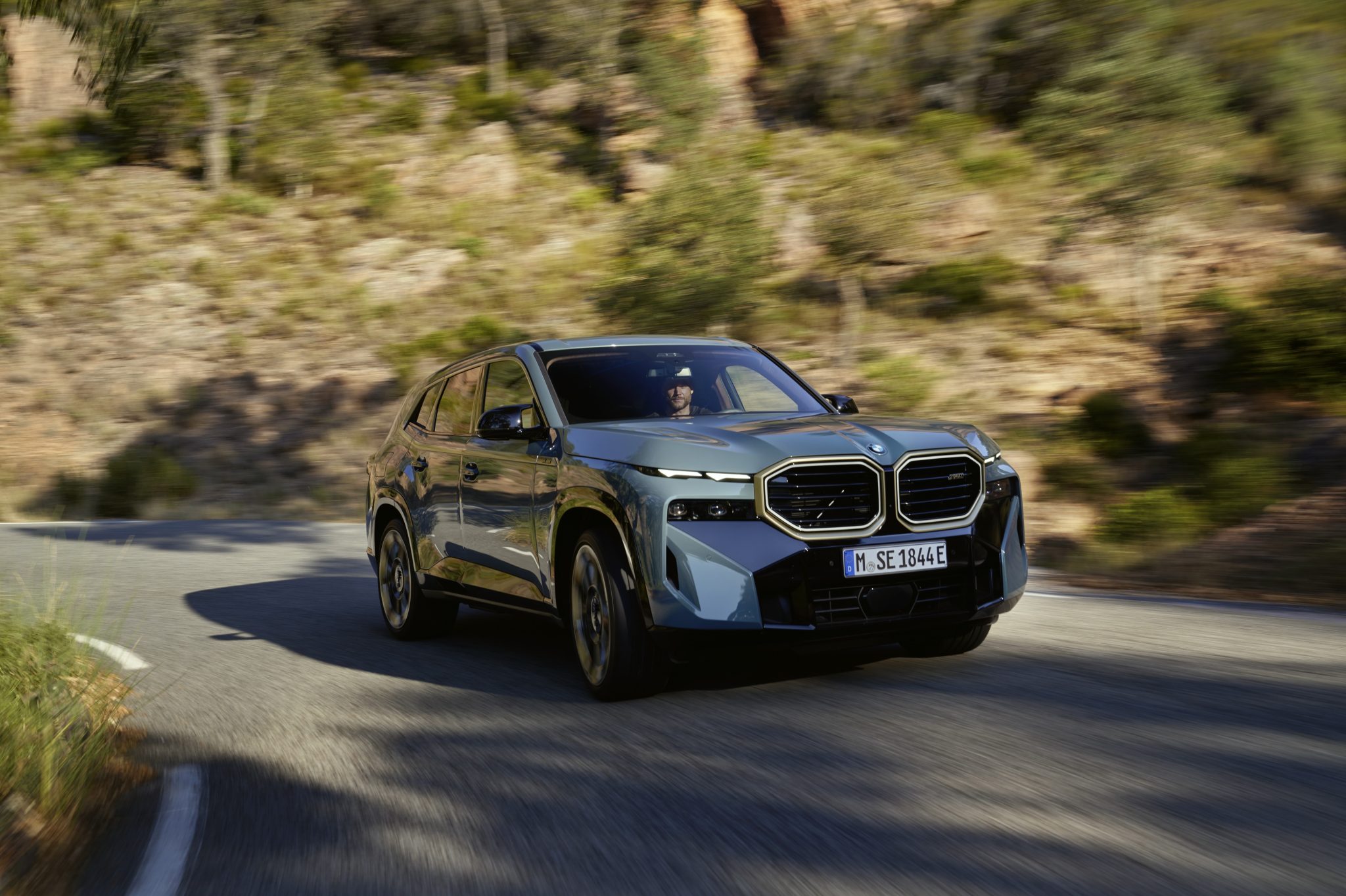 Front view of a 2024 grey BMW XM